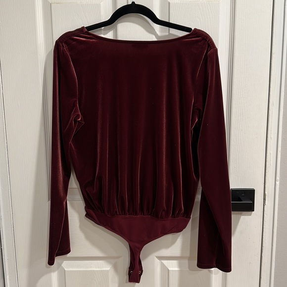 Express Red Velvet Bodysuit - Picture 5 of 6
